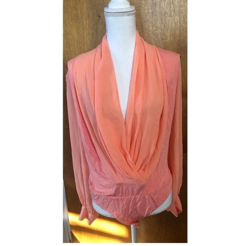 New York & Company NWT bodysuit coral large